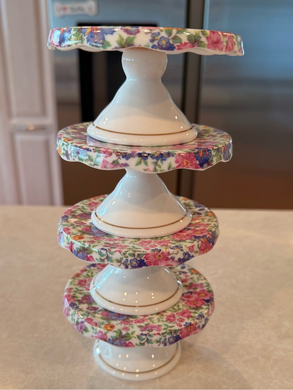 Floral Ceramic Mini Cake Stands - Set of 4 - Picture 2 of 4